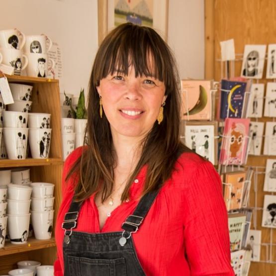 helen b