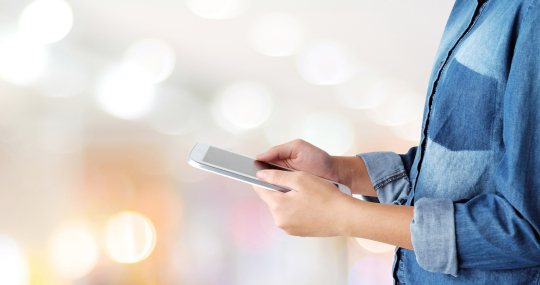 gsm mobiel vrouw tablet
